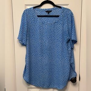 Banana Republic Blue and White Blouse